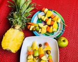 A picture of step 1 of Fruit kebab🍍🥕🍏.