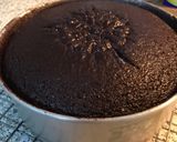 Gambar langkah 4 resipi Chocolate Blackout Cake.