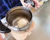 Hình bước làm 3 của món Bánh bao đào tiên nhân pizza