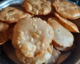 उपवासाची राजगिरा पुरी (rajgira puri recipe in marathi) रेसिपी स्टेप 2 फोटो 