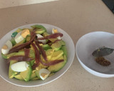 Foto del paso 3 de la receta: Ensalada de aguacate, tomate, pepino y anchoas