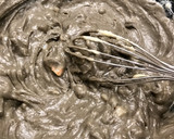 Foto del paso 7 de la receta: Masa para croquetas de tinta, sepia y gambas (truco para una bechamel perfecta)