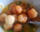 Foto langkah ke 5 dari resep Pentol Telur Goreng.