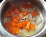 A picture of step 2 of Carrot - Gooseberry Soup.
