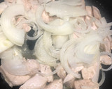 Foto del paso 3 de la receta: Pollo encebollado