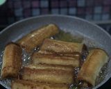 Gambar langkah 6 resipi Roti Sosej Berkeju.
