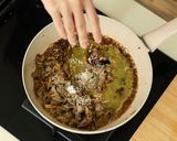 Foto langkah ke 4 dari resep Daging Iris Kecap Jahe Devina Hermawan.