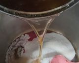 Foto langkah ke 3 dari resep Es Teh Boba Rasa Stroberi Thailand.