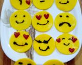 मिल्क पेड़ा इमोजी (Milk Peda Emoji recipe in Hindi) रेसिपी चरण 1 फोटो