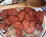 Foto del paso 3 de la receta: Guiso de arroz con lenteja carne de cerdo y chorizos 😋