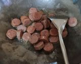Foto langkah ke 1 dari resep Tumis sawi putih sosis.