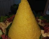 Foto langkah ke 7 dari resep Tumpeng Nasi Kuning.