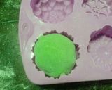 A picture of step 4 of Snow skin mooncake.