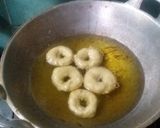 Foto langkah ke 5 dari resep Donat Pisang.
