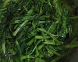 Foto langkah ke 1 dari resep Rujak Kangkung Cirebon.