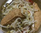 Foto langkah ke 4 dari resep Sup Toge Tahu Simple.