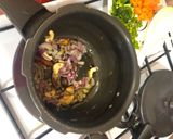 વેજ પુલાવ (Veg Pulao recipe in Gujarati) રેસીપી સ્ટેપ2ફોટો