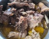 Gambar langkah 1 resipi Rendang ayam tua.