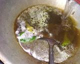 Foto langkah ke 3 dari resep Rawon Daging Sapi Bumbu Instan Indofood.