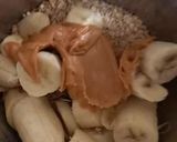 A picture of step 2 of Oats shake.