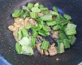 A picture of step 2 of Thai Green Curry Chicken Stir-Fry.