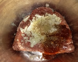 Foto del paso 2 de la receta: Chipotle De res y tortillas de cerdo con queso