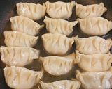 Hình bước làm 7 của món Há cảo Gyoza Nhật Bản