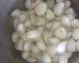 صورة لخطوة 1 من وصفة مخلل ثوم لذيذ 😋
