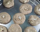 A picture of step 3 of Oats peanuts cookies.