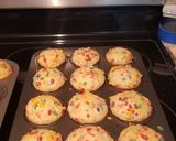A picture of step 8 of Fruity Pebbles Muffins.