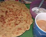 A picture of step 3 of Baisan ka paratha with chai.