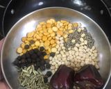 A picture of step 1 of Spicy baby potato curry.
