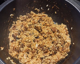 Foto del paso 2 de la receta: Arroz con calamares encebollados