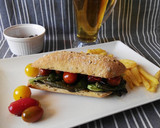 Foto del paso 9 de la receta: Bocadillo de olivada, pimientos fritos y cherrys caramelizados
