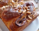 Foto del paso 24 de la receta: Brioche hojaldrado caramelizado con speculoos y almendras