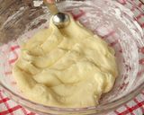 A picture of step 4 of Mini Egg Biscuit.