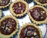 Foto langkah ke 7 dari resep Pie Brownies Shiny Crust.