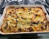 Une image de l'étape 15 de Gratin acidulé de pommes de terre au lard et blettes.