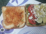 વેજીટેબલ સેંડવીચ (Vegetable Sandwich Recipe In Gujarati)