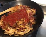 Une image de l'étape 5 de Bœuf en gelée aux champignons de paris et tomate.