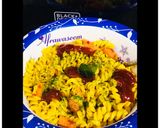 A picture of step 3 of Schezwan macaroni pasta with garlic mayonnaise.