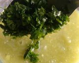 Foto del paso 2 de la receta: Salsa verde encebollada
