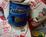 A picture of step 1 of Milk made Luchchedar Rabdi.