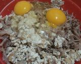 Foto langkah ke 3 dari resep 24. Martabak TTD (Telor Tahu Daging).