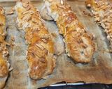 Foto del paso 6 de la receta: Rollitos de hojaldre rellenos de dulce de membrillo, almendras y leche condensada