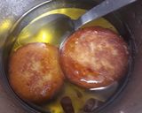 A picture of step 5 of Bread ki mithai.