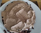 Foto langkah ke 5 dari resep Moist Chocolate Cake.