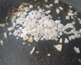 Foto del paso 4 de la receta: Paella de pulpo y gambones