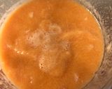 Une image de l'étape 2 de Glace au melon crémeuse.