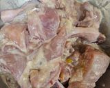 Foto langkah ke 1 dari resep Ayam lada hitam.